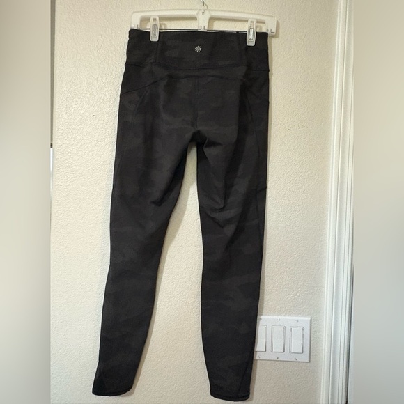 Athleta Rainier Reflective Tights Black Camouflage with Zipper Pockets. - Picture 2 of 16